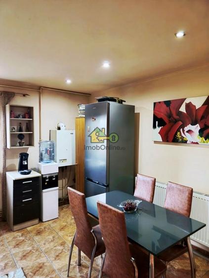 Apartament cu 2 camere semidecomandat, mobilat în Vest