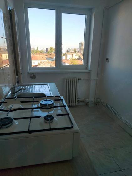 Garsonieră decomandată în Horea