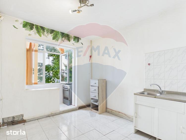 Apartament cu 2 camere decomandat în Crângași