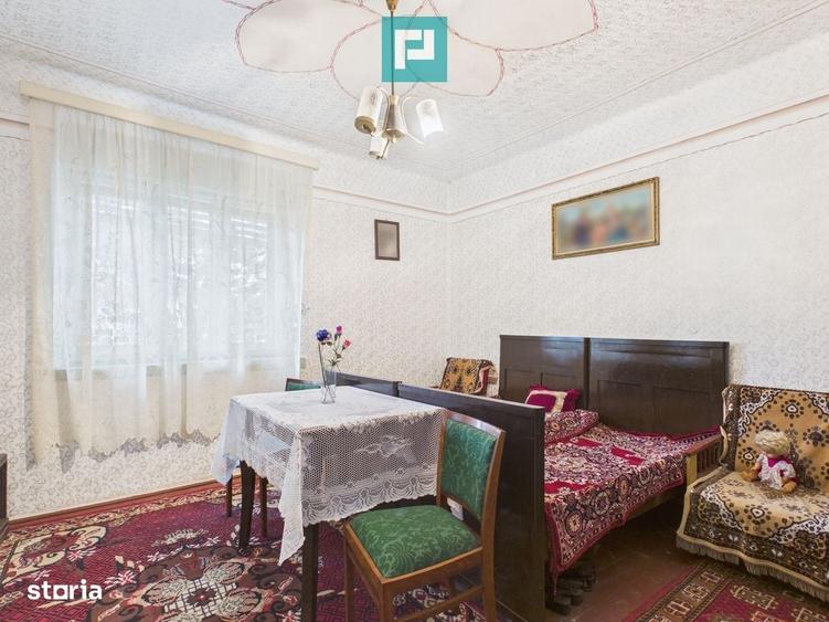 Casă cu 4 camere cu Teren 4065 Mp în Dorobanți
