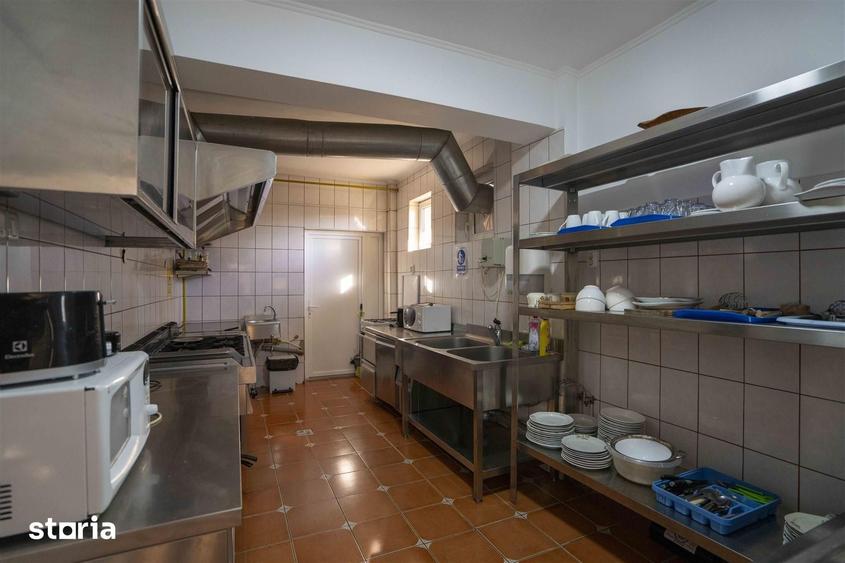 Spațiu comercial, de 599 mp, în Băile Felix