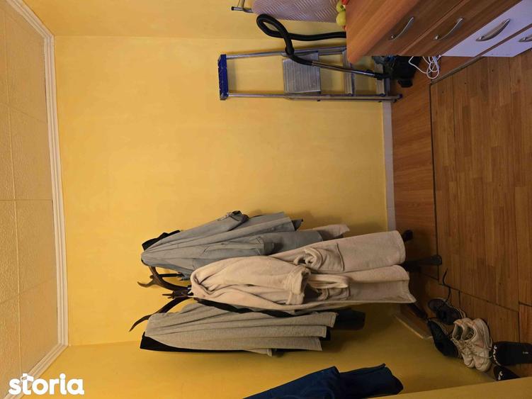Casă cu 4 camere cu Teren 609 Mp în Central
