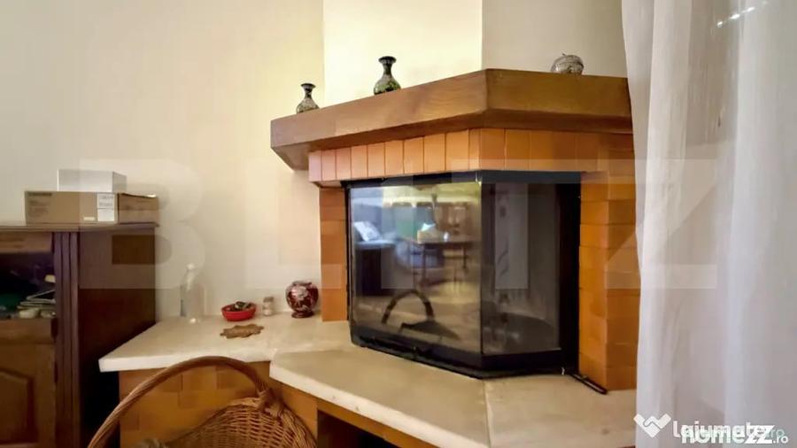 Casă cu 6 camere cu Teren 1108 Mp în Central