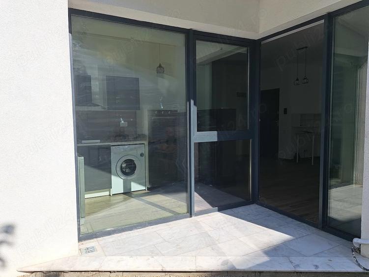 Unirii - Decebal, bloc nou, studio 37mp cu gradina 50mp, centrala termica proprie, proprietar - 4
