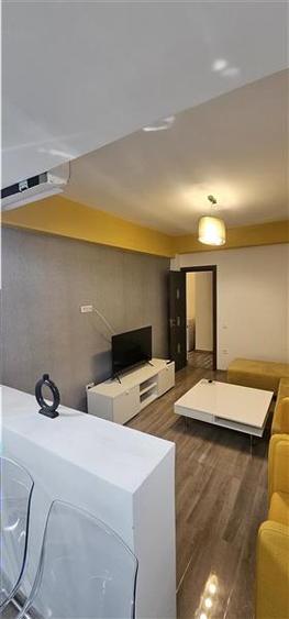 Apartament cu 2 camere decomandat, mobilat în Universitate