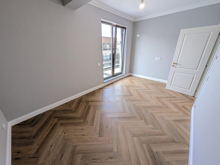 Apartament cu 3 camere în Aviației
