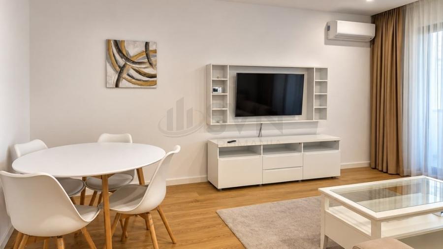 Apartament cu 2 camere decomandat în Aviației