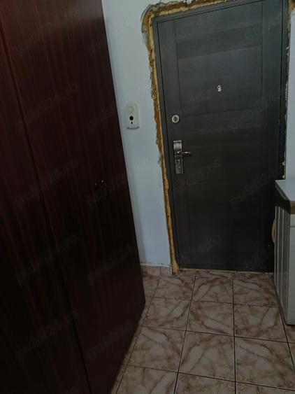 Garsonieră semidecomandată în Rogerius