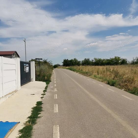 Teren de 667 mp, în Olteni
