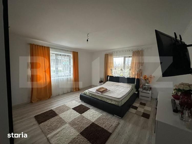 Casă cu 4 camere cu Teren 1543 Mp în Teaca