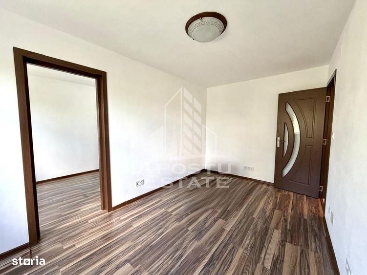 Apartament 2 camere de vanzare, etaj 3, zona Sagului - 2