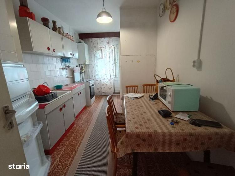 Apartament cu 4 camere în Mănăștur