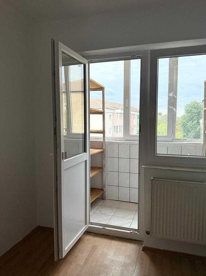 Apartament cu 2 camere semidecomandat în Iosia