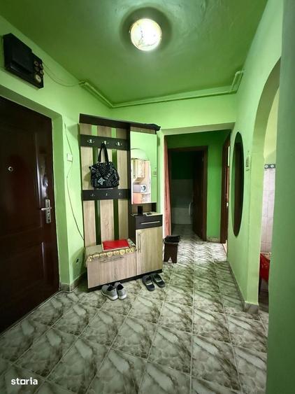 Apartament cu 2 camere decomandat în Decebal