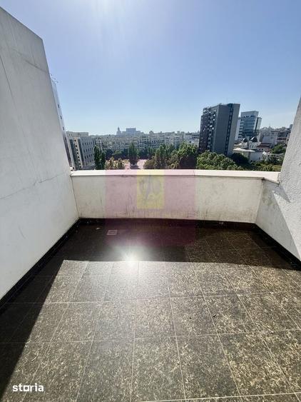 Apartament cu 4 camere în Centrul Civic