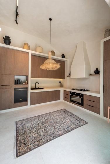 Casă individuală cu 5 camere cu Piscina în Gruiu