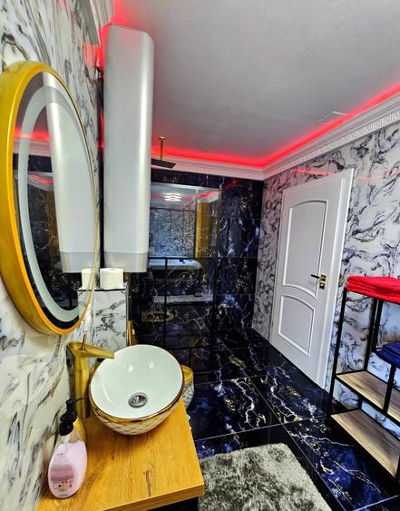Apartament cu 2 camere semidecomandat în Central