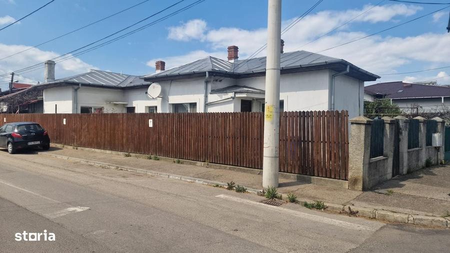 Casă cu 4 camere în Sud