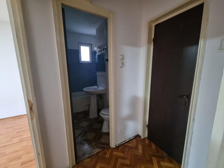 Apartament cu 2 camere circular în Baba Novac