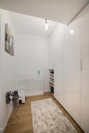 Apartament cu 2 camere semidecomandat, mobilat în Pipera
