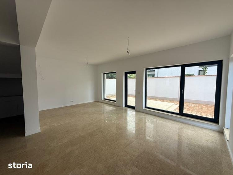 Casă cu 4 camere cu Teren 280 Mp în Ghencea