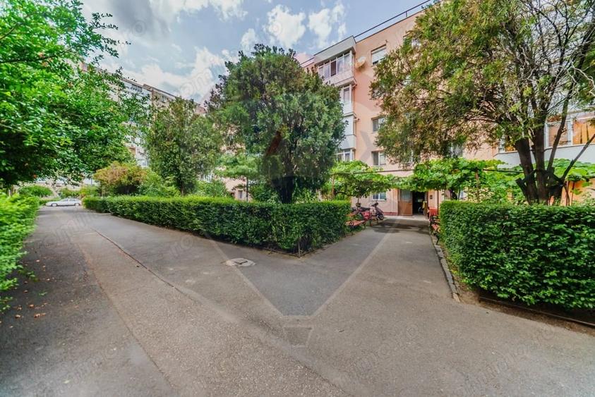 Apartament cu 2 camere semidecomandat în Aurel Vlaicu