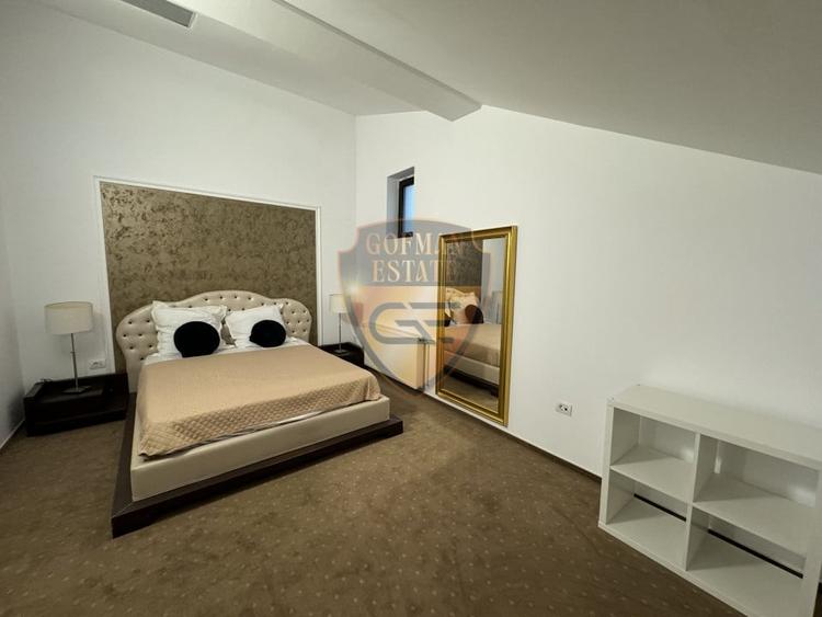 Casă individuală cu 12 camere cu Canalizare în I. C. Brătianu