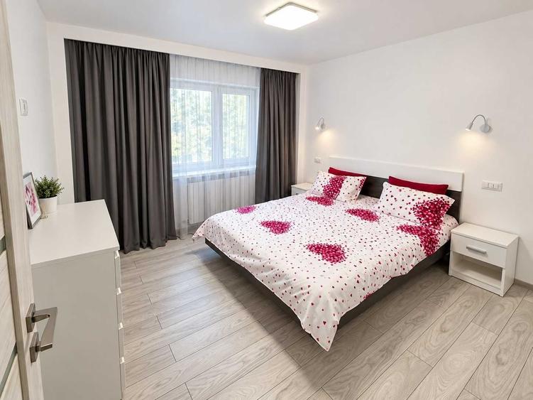 Apartament cu 3 camere decomandat în Central