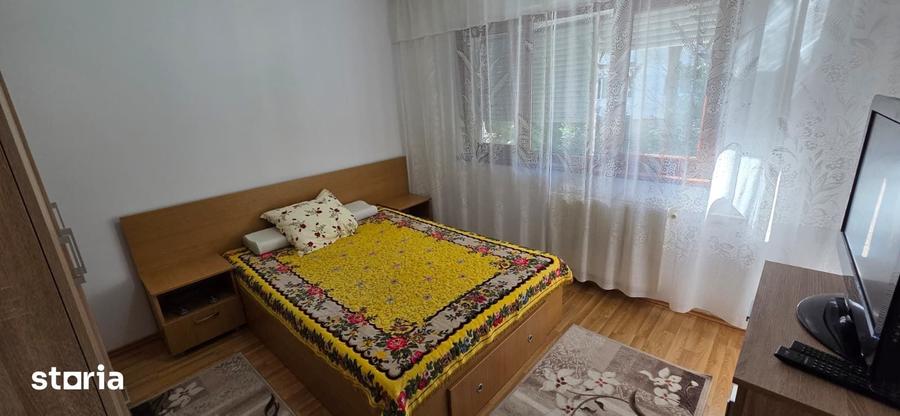 Apartament cu 2 camere decomandat în Mărășești — fotografia 2