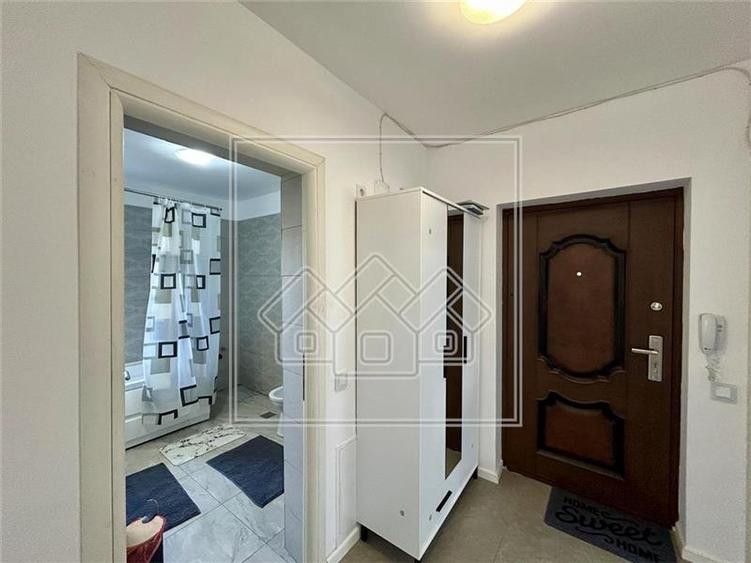 Apartament cu 2 camere, decomandat + balcon, 2 locuri de parcare - 6