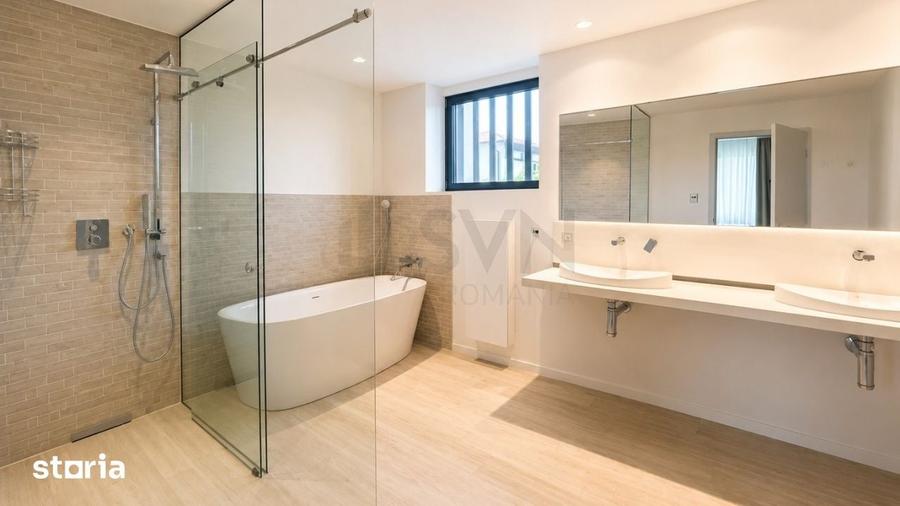 Casă cu 6 camere cu Teren 1500 Mp în Central