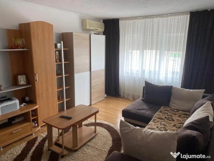 Apartament cu 2 camere decomandat în Orizont