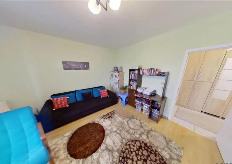 Apartament cu 2 camere decomandat în Avantgarden