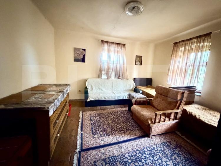 Casă individuală cu 2 camere cu Canalizare în Gârbova