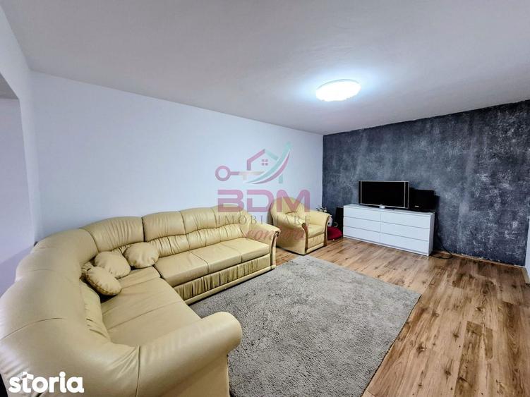 Apartament cu 3 camere decomandat în Micro 1