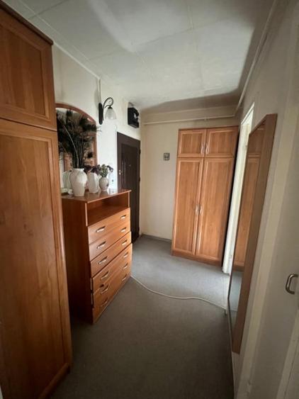 Apartament cu 2 camere semidecomandat în Brazda lui Novac