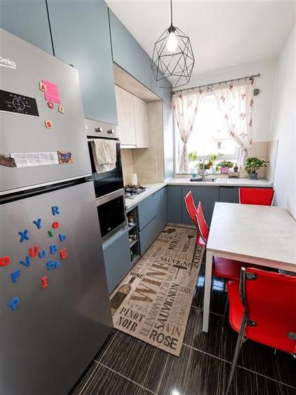 Apartament cu 3 camere decomandat în Avantgarden