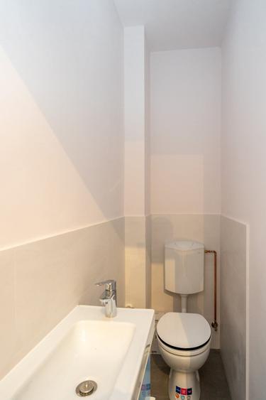 Apartament cu 3 camere decomandat în Armeneasca