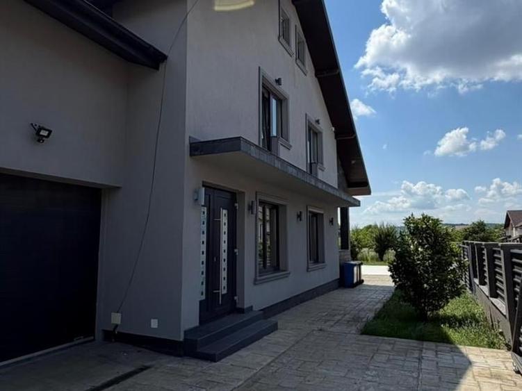 Casă individuală cu 4 camere cu Teren 800 Mp în Burdujeni