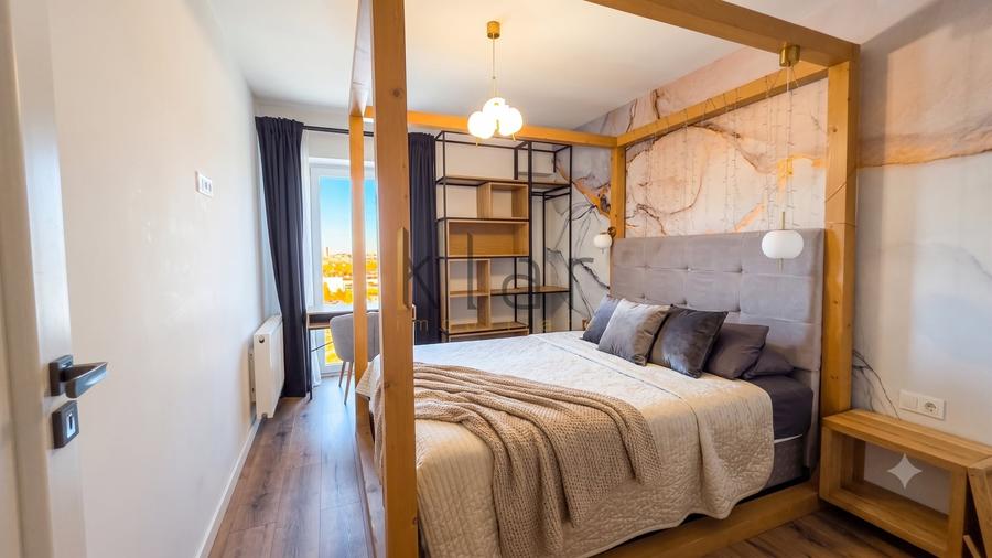 Apartament cu 2 camere semidecomandat, mobilat în Central