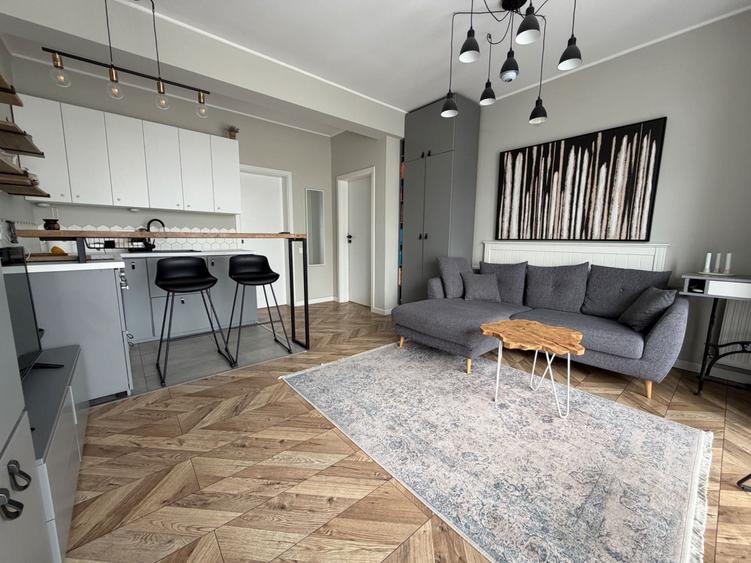 Apartament cu 2 camere semidecomandat în Iosia