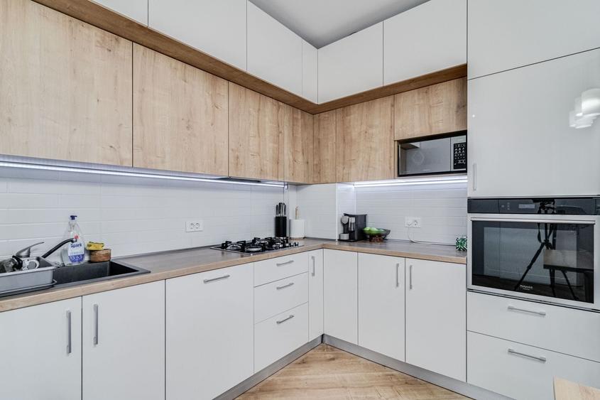 Apartament cu 3 camere decomandat în Pipera