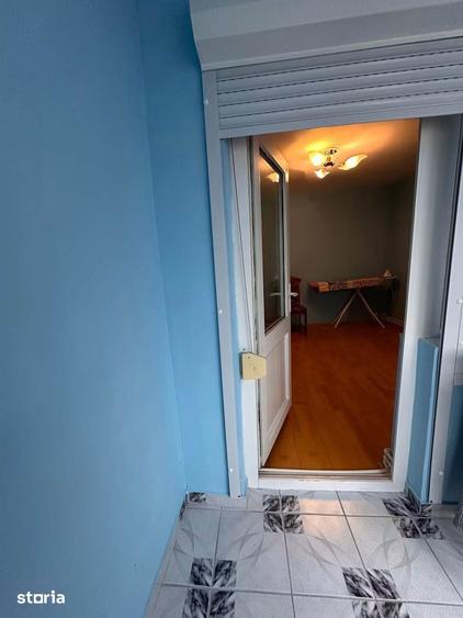 De vanzare apartament 3 camere ?i balcon,70mp, etaj 2, Bd Roman Musat - 3