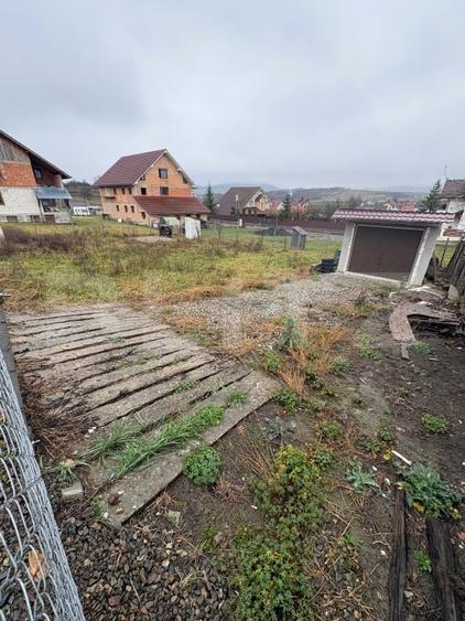 Teren Construcții intravilan de 500 mp, în Sud