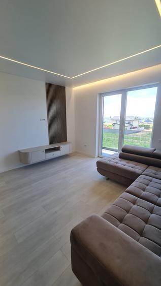Apartament cu 2 camere decomandat în Berceni