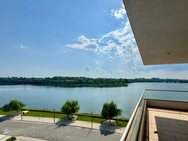 Apartament cu 3 camere decomandat în Pantelimon