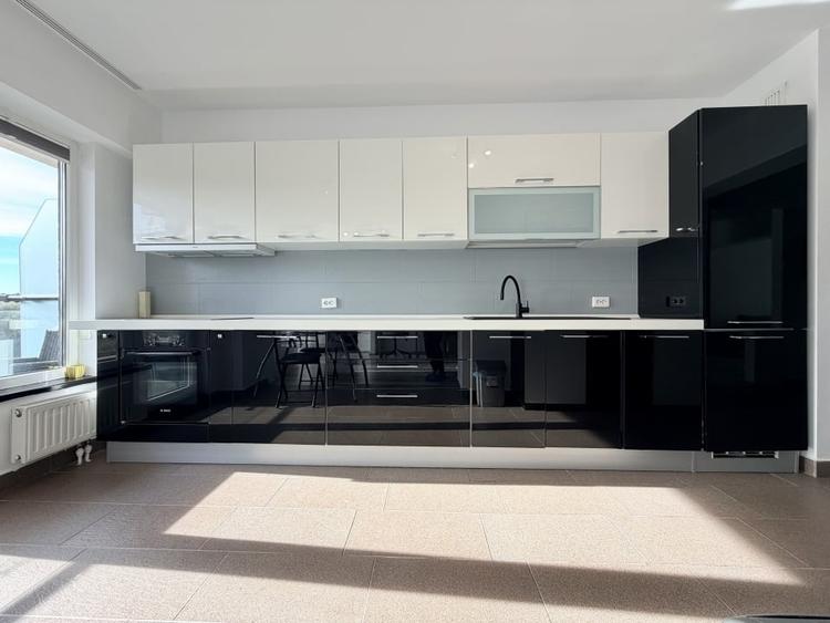 Apartament cu 2 camere semidecomandat, mobilat în Plopilor