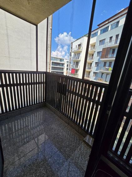 Apartament cu 4 camere decomandat în Herăstrău