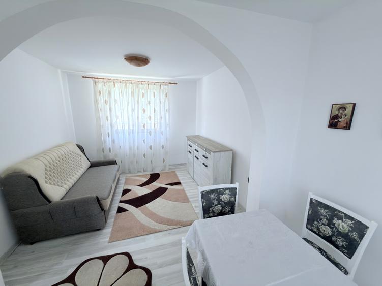 Casă individuală cu 2 camere cu Teren 890 Mp în Central