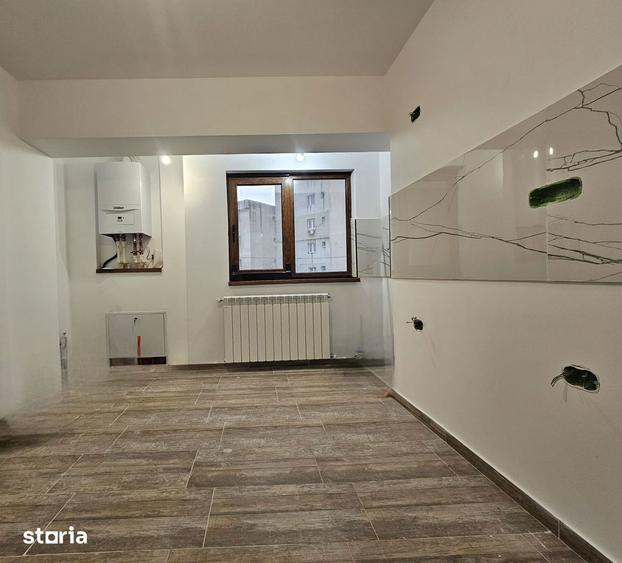 Apartament cu 3 camere decomandat, mobilat în Tomis Nord
